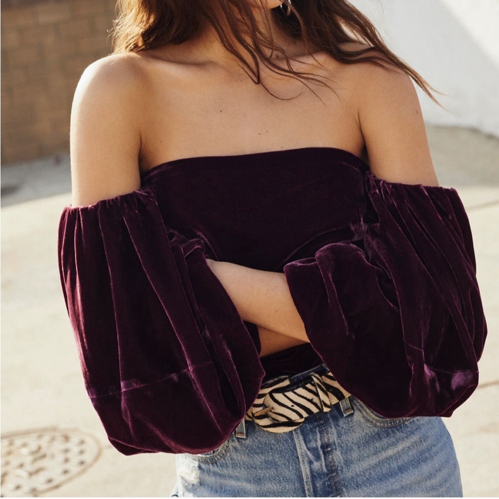 FP Piera top - Mare Mare Blue Velvet Off Shoulder Top